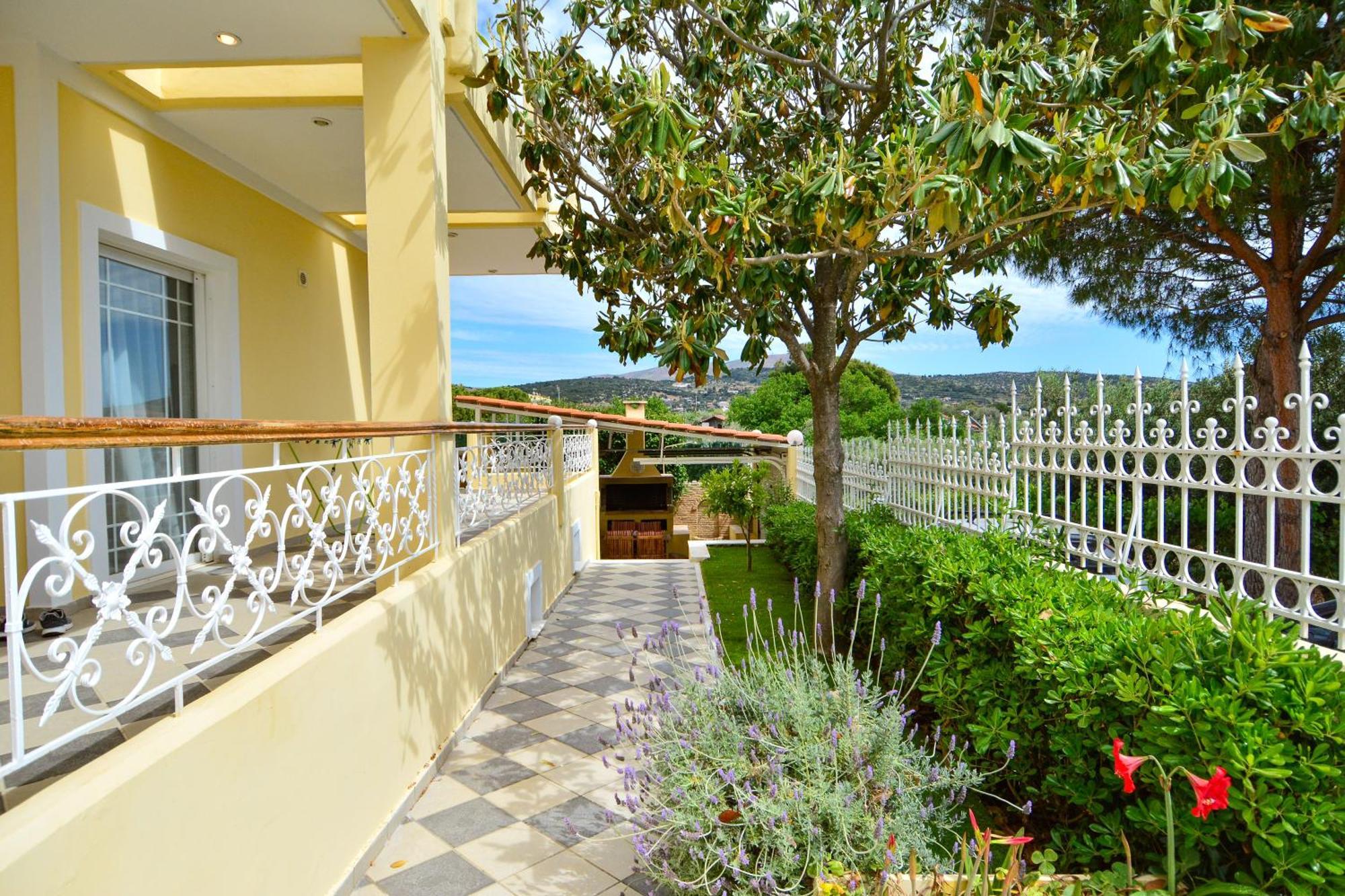 Villa Filoxenia All Seasons, Near Airport, Sea, Athens Agia Marina  Exterior photo